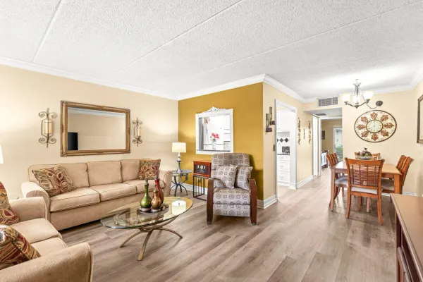 600 Village Green Court, Palm Springs, FL 33461