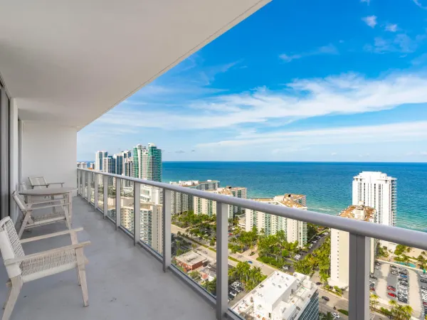 4010 S Ocean Drive R2905, Hollywood, FL 33019