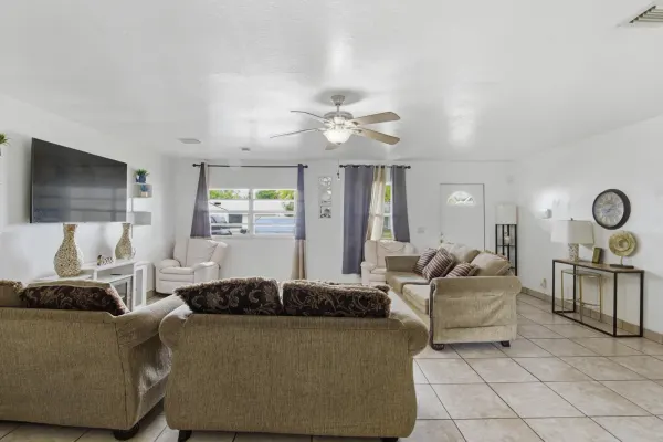 8230 SW 4th Place, North Lauderdale, FL 33068