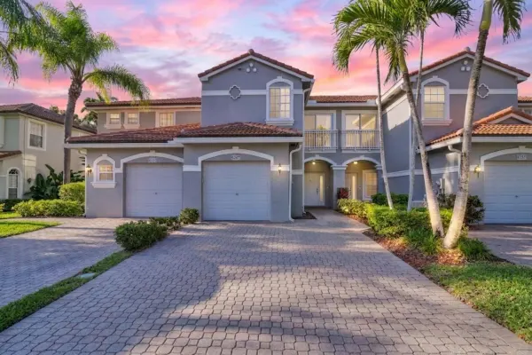 8297 Via Leonessa, Boca Raton, FL 33433