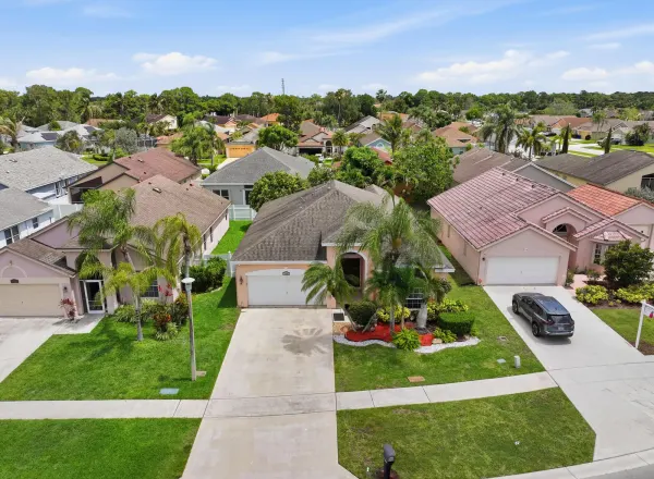 113 E Saratoga Blvd Boulevard E, Royal Palm Beach, FL 33411