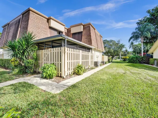 865 NW 29th Avenue A, Delray Beach, FL 33445