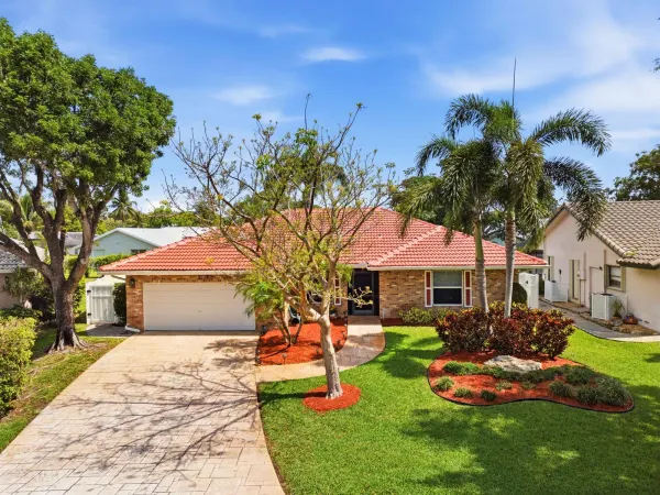 7215 NW 43rd Street, Coral Springs, FL 33065