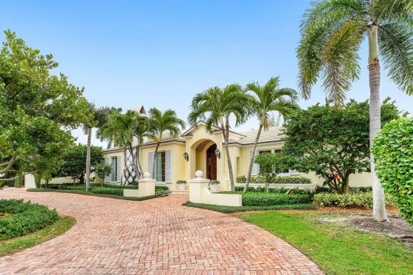 450 Banyan Road, Gulf Stream, FL 33483