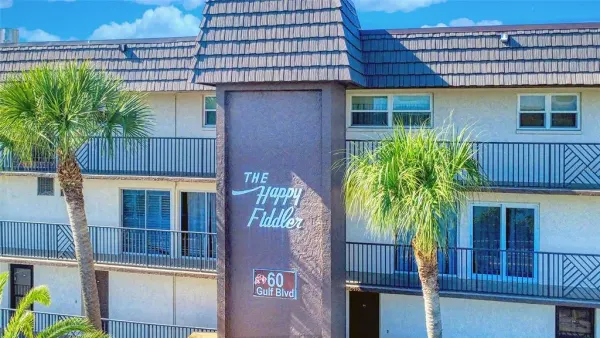 60 Gulf Boulevard, Unit 204, Indian Rocks Beach, FL, 33785