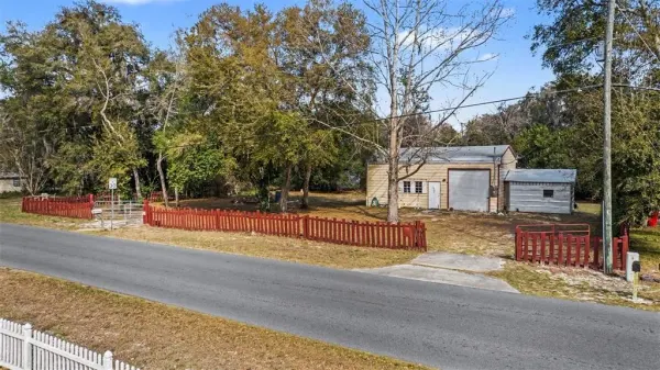 10581 E Buck Lane, Floral City, FL, 34436