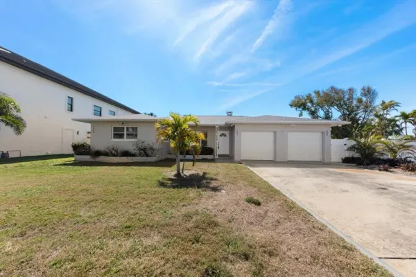 106 15th Street, Belleair Beach, FL, 33786