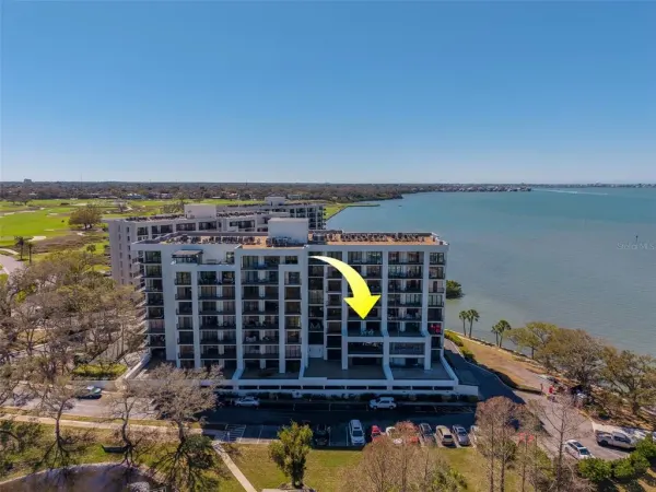 8 Belleview Boulevard, Unit 308, Belleair, FL, 33756