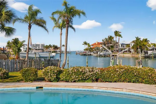 3103 Wedgewood Drive, Belleair Beach, FL, 33786