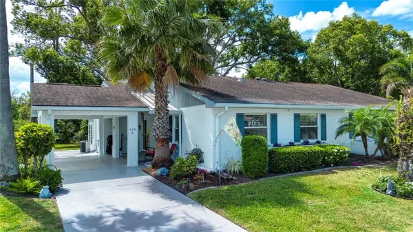 505 Finsbury Circle, Unit A, Sun City Center, FL, 33573