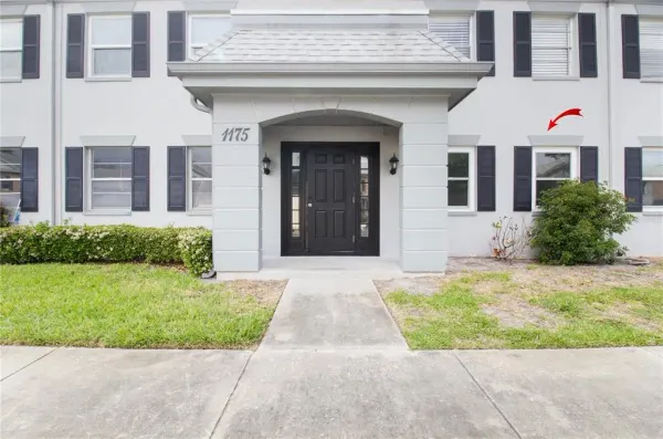 1175 Rue Des Chateaux, Unit 1b, South Pasadena, FL, 33707
