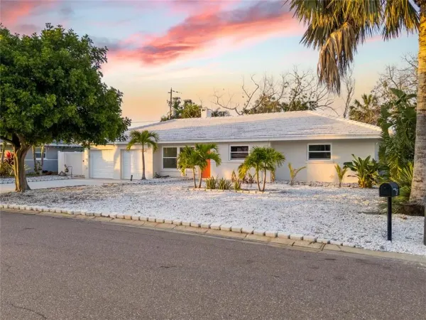 123 8th Street, Belleair Beach, FL, 33786