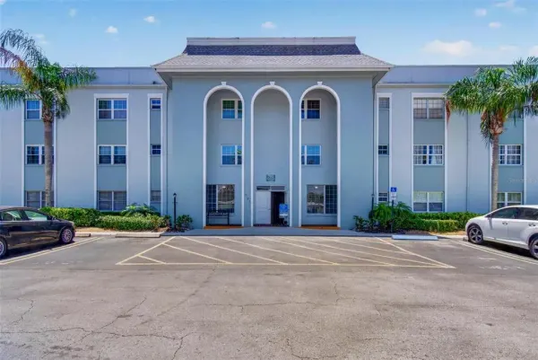 701 Poinsettia Road, Unit 308, Belleair, FL, 33756