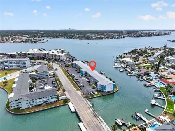 1893 Shore Drive S, Unit 214, South Pasadena, FL, 33707
