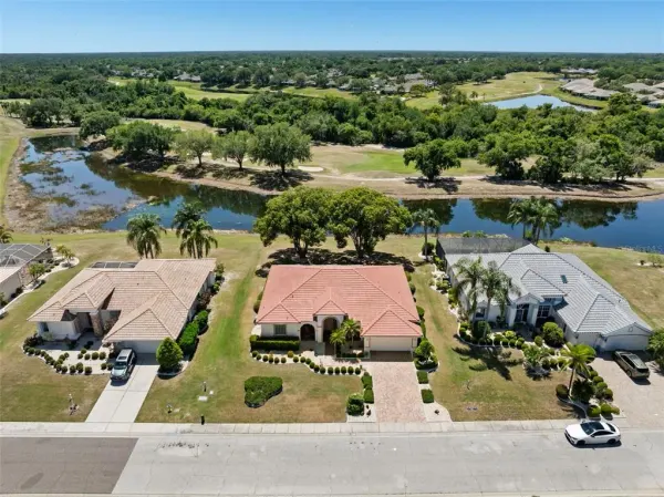 1134 Signature Drive, Sun City Center, FL, 33573