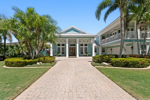 625 Balibay Road, Apollo Beach, FL, 33572