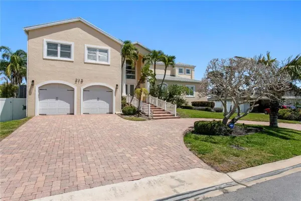 215 Harrison Avenue, Belleair Beach, FL, 33786