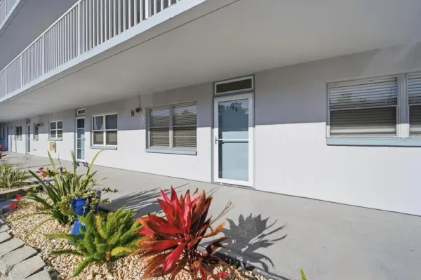 1868 Shore, Unit 104, South Pasadena, FL, 33707