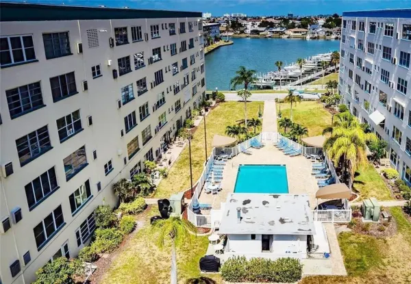 2960 59th Street S, Unit 614, Gulfport, FL, 33707