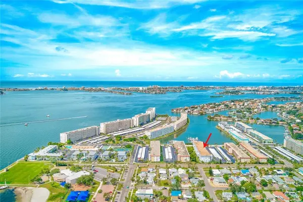 3018 59th Street S, Unit 112, Gulfport, FL, 33707