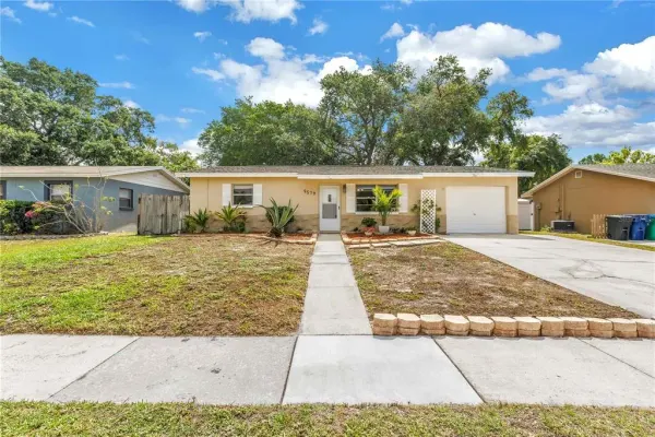 9579 Golden Grove Street, Seminole, FL, 33772