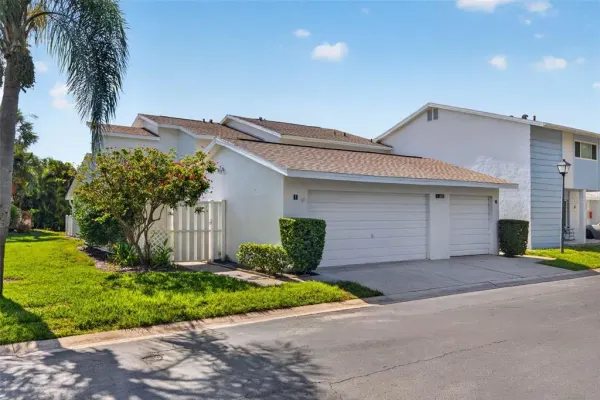 6655 Cape Sable Way NE, Unit 1, St Petersburg, FL, 33702