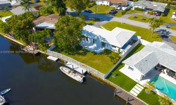 1980 NW 33rd Court, Oakland Park, FL 33309