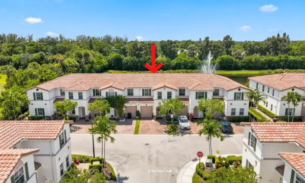 4585 Tara Cove Way, West Palm Beach, FL 33417