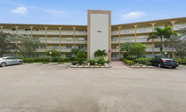 3003 Portofino Isle B2, Coconut Creek, FL 33066