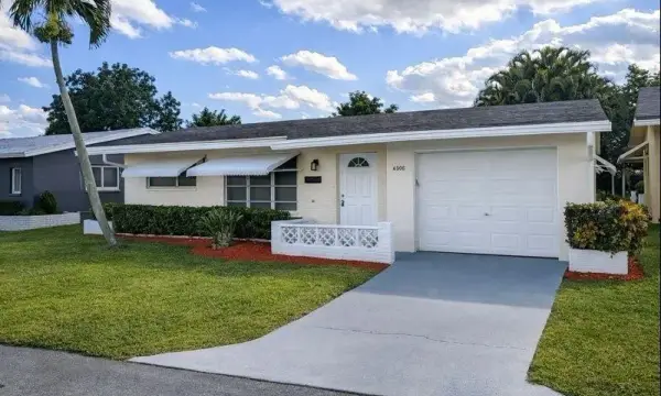 4906 NW 53rd Court, Tamarac, FL 33319