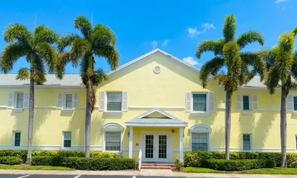 4728 Beach, Unit C, St Petersburg, FL, 33705