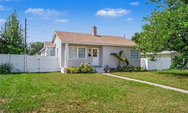 5210 4th Avenue N, St Petersburg, FL, 33710